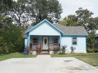 222 3rd Ave N, Texas City, TX 77590