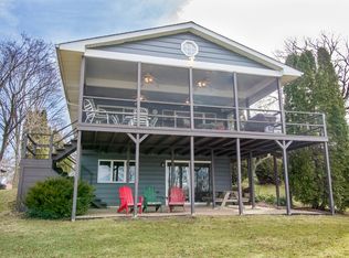 1503 Holiday Dr, Sandwich, IL 60548