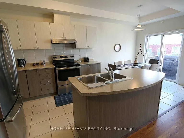 70 Beach Blvd — Photo 6