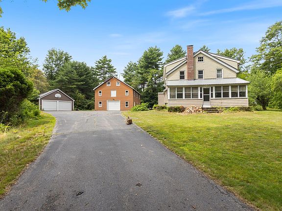 2nd image of 98 River Road