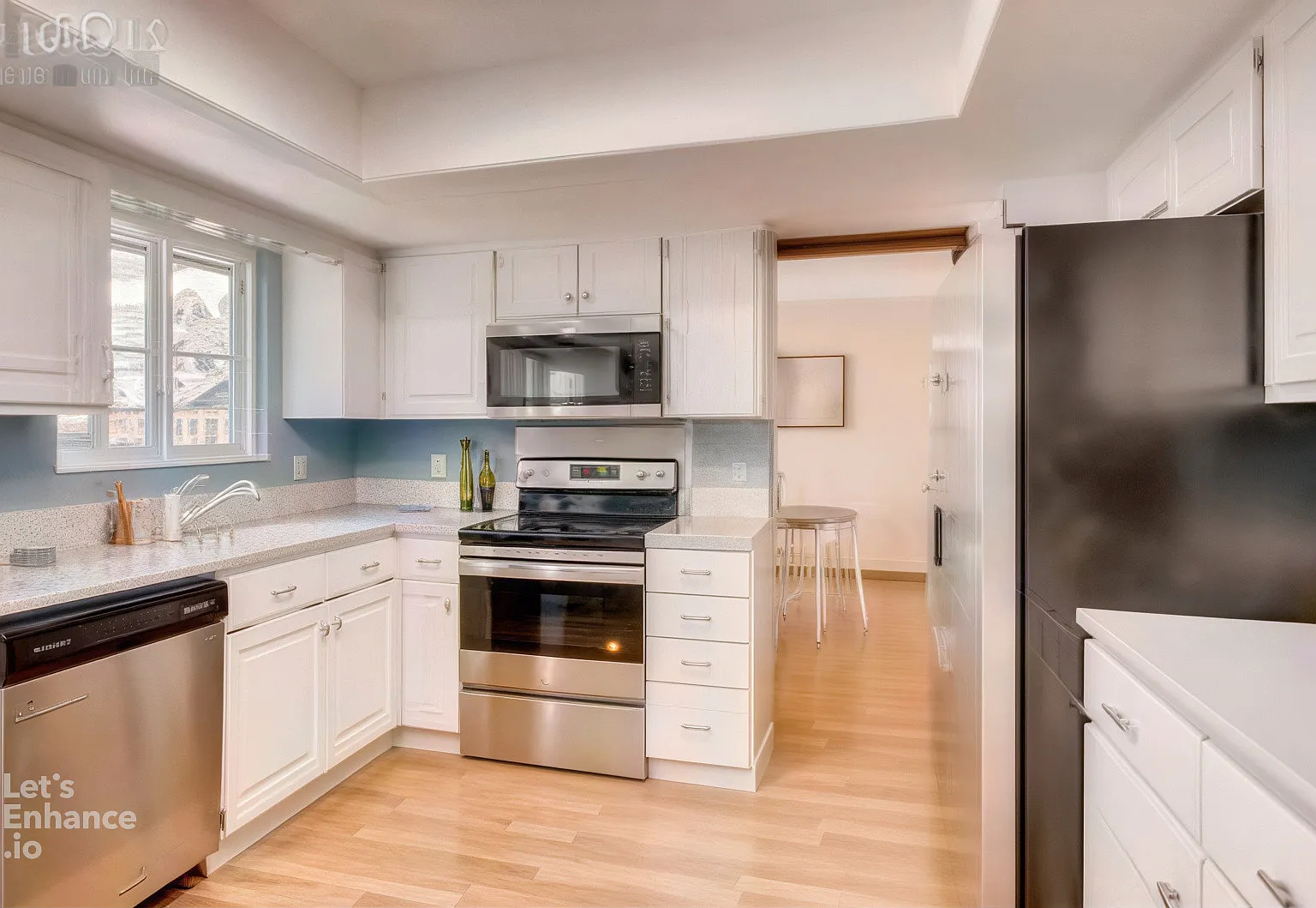 605 Grey Eagle Cir S — Photo 2