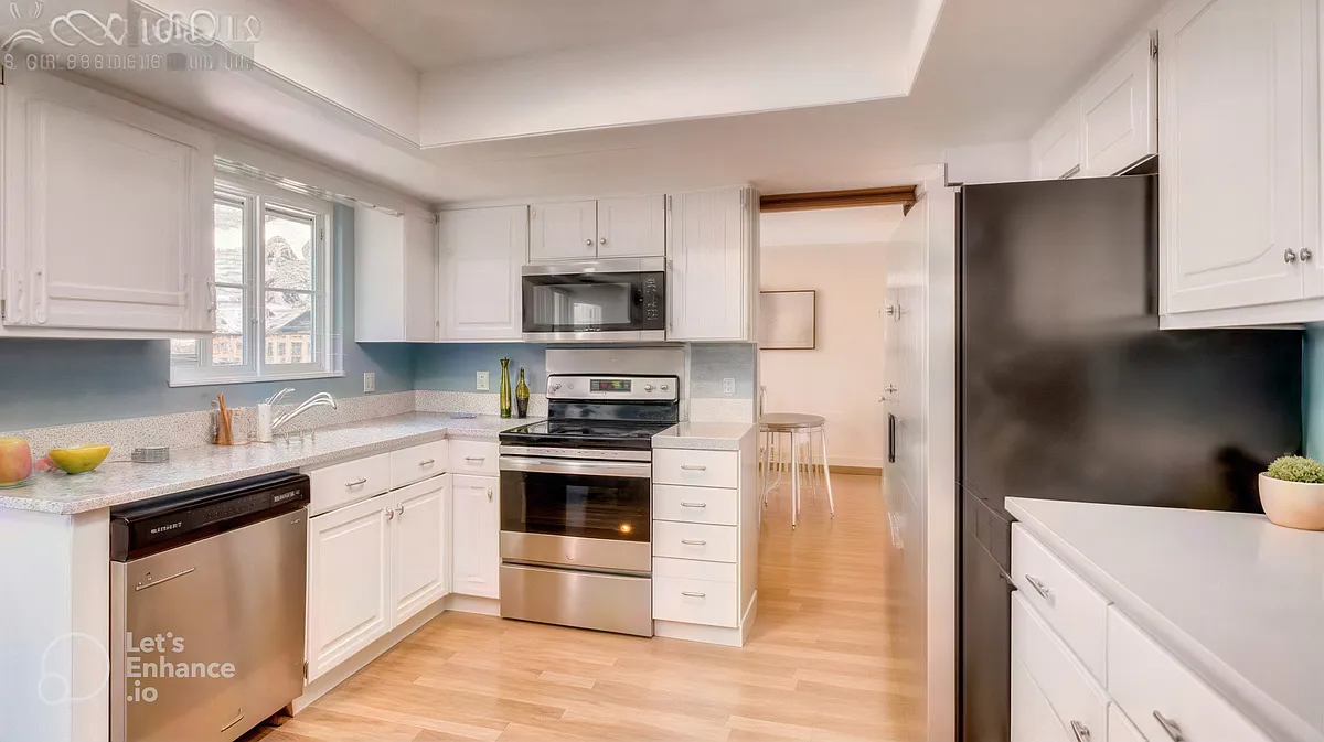 Kitchen - 605 Grey Eagle Cir S