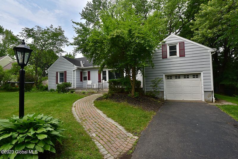 5th image of 1 S Maple Lane