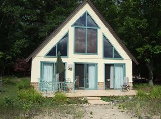 13654 N Forest Beach Shores Rd, Northport, MI 49670