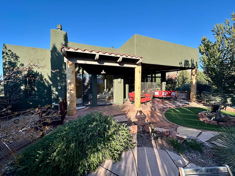 216 Calle Diamante — Photo 4