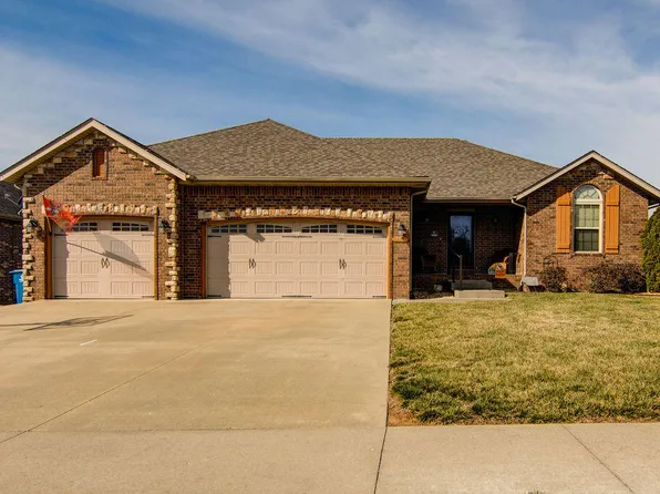 5749 S Eldon Drive, Battlefield, MO 65619
