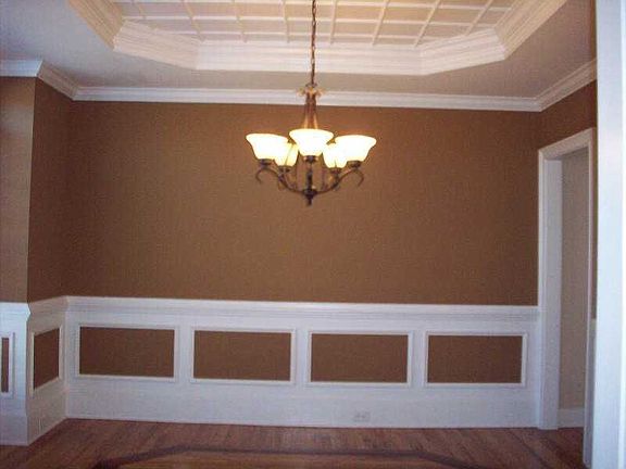 4th image of 709 Alberta Dr