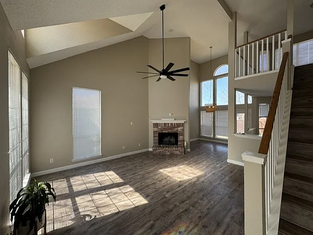 133 Bowie Dr — Photo 5