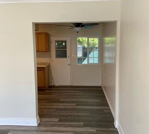 5th image of 3359 1/2 Sequoia Dr