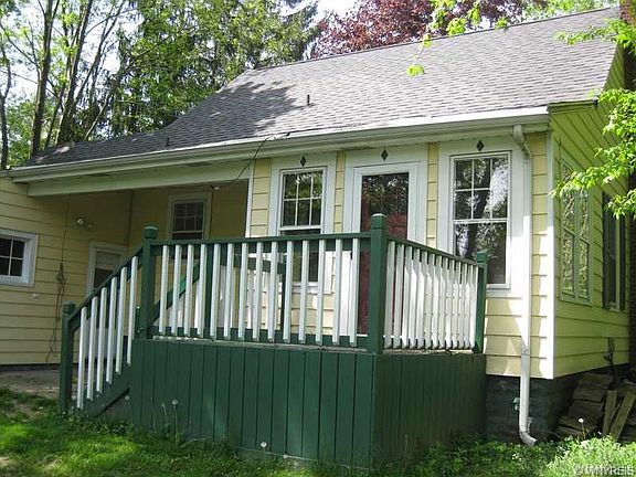 2nd image of 2841 E Pleasant Ave
