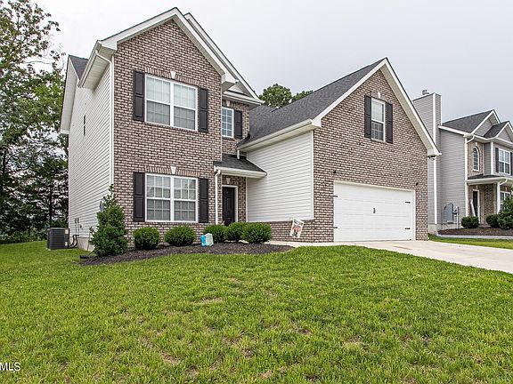 3rd image of 7979 Cambridge Reserve Dr
