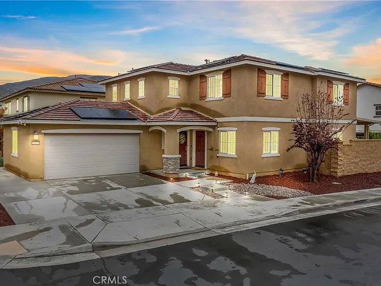 23250 Freesia Pl — Photo 1