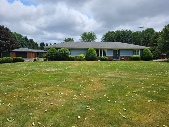 6202 E Bootjack Rd, Rolling Prairie, IN 46371