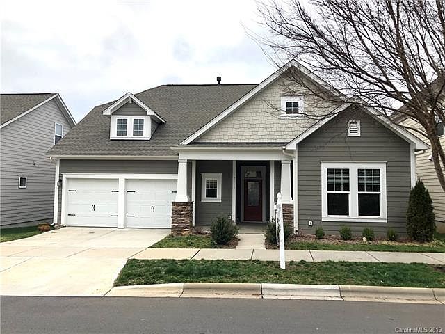 1st image of 2113 Blueberry St
