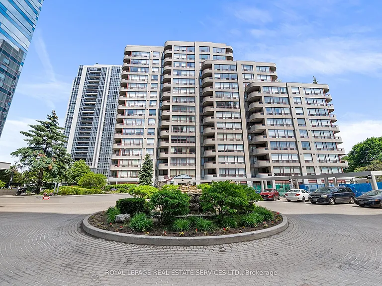 5785 Yonge St #601 — Photo 39