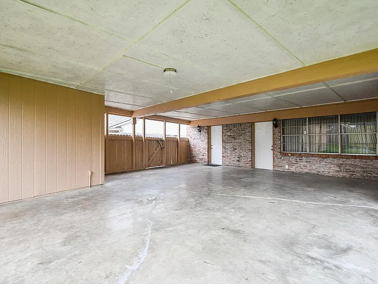 7714 Eichler Dr — Photo 29