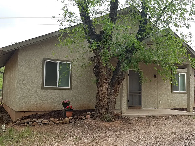 25 Old Crystal Park Rd #25 — Photo 1
