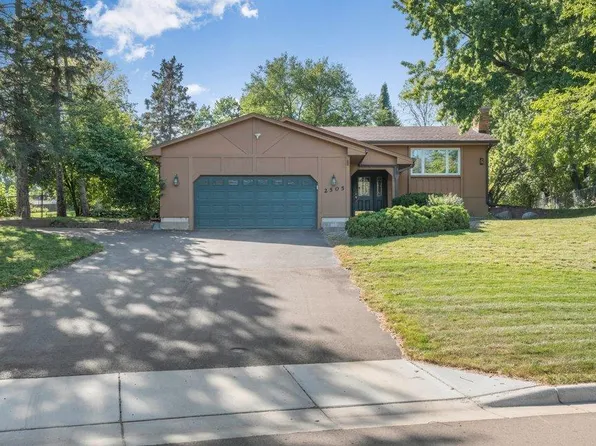 2505 Orkla Dr, Golden Valley, MN 55427