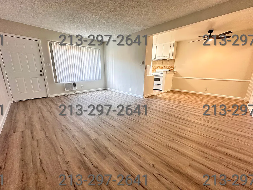 5746 Waring Ave #3