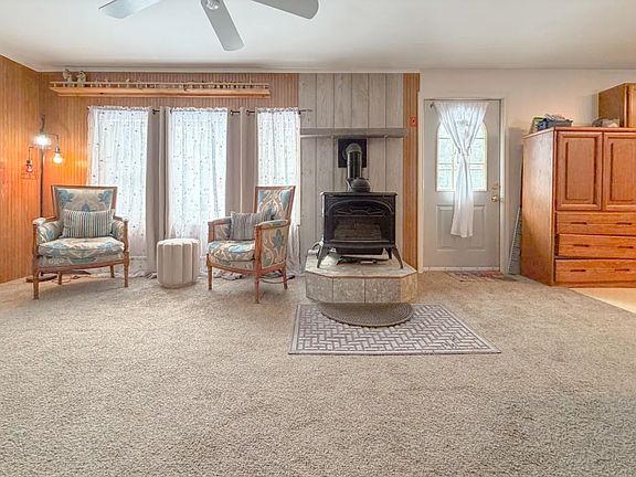 2nd image of 21 Hillside Ave