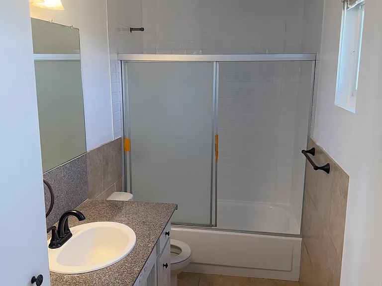 6380 Palm View Ave — Photo 7
