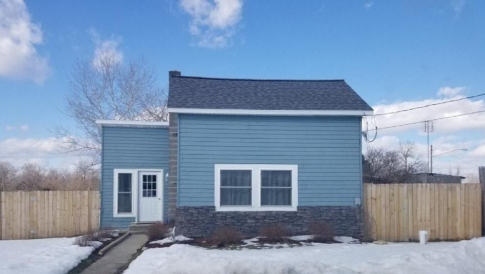 132 W Grand St, Pierson, MI 49339 Zillow