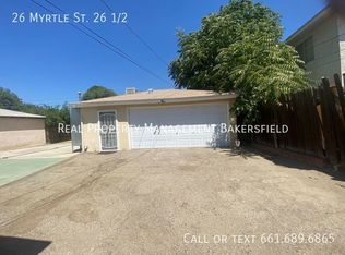 26 Myrtle St #1/2, Bakersfield, CA 93304