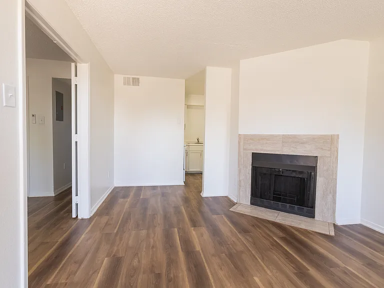 La Mesa — Photo 35