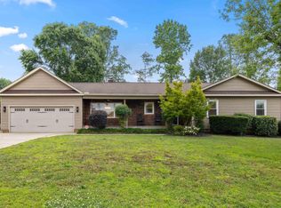 1 Huntley Castle Ct, Taylors, SC 29687