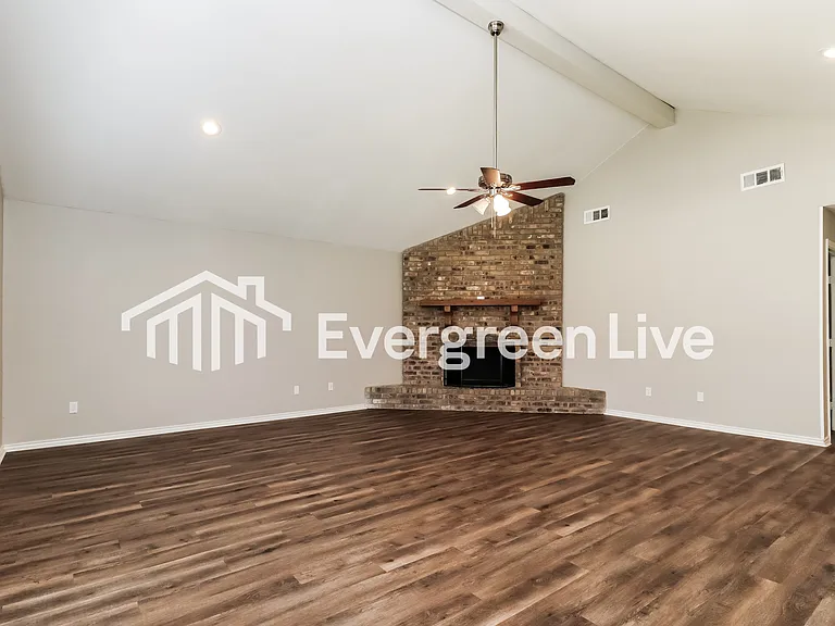 6440 Lavon Dr — Photo 4