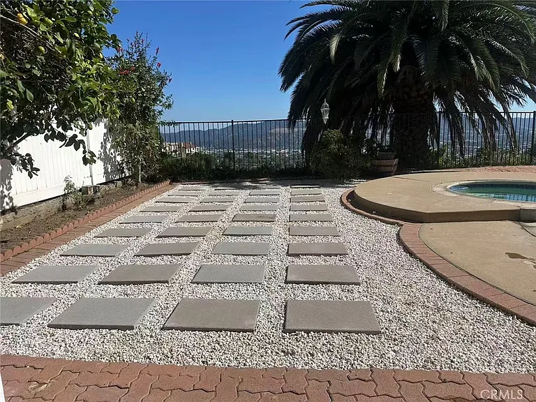 418 S Gibson Ct — Photo 15