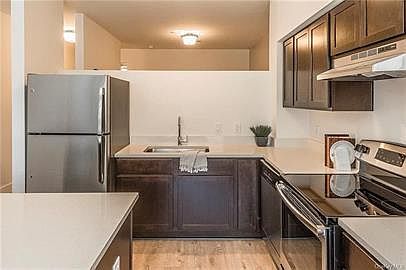 1st image of 300 Columbus Ave #10971815