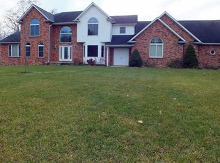 37297 Howard Rd, Farmington Hills, MI 48331