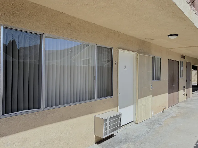 1015 E Lomita Ave #2 — Photo 14