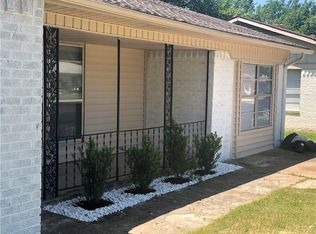 138 Tulip Dr, Garland, TX 75041