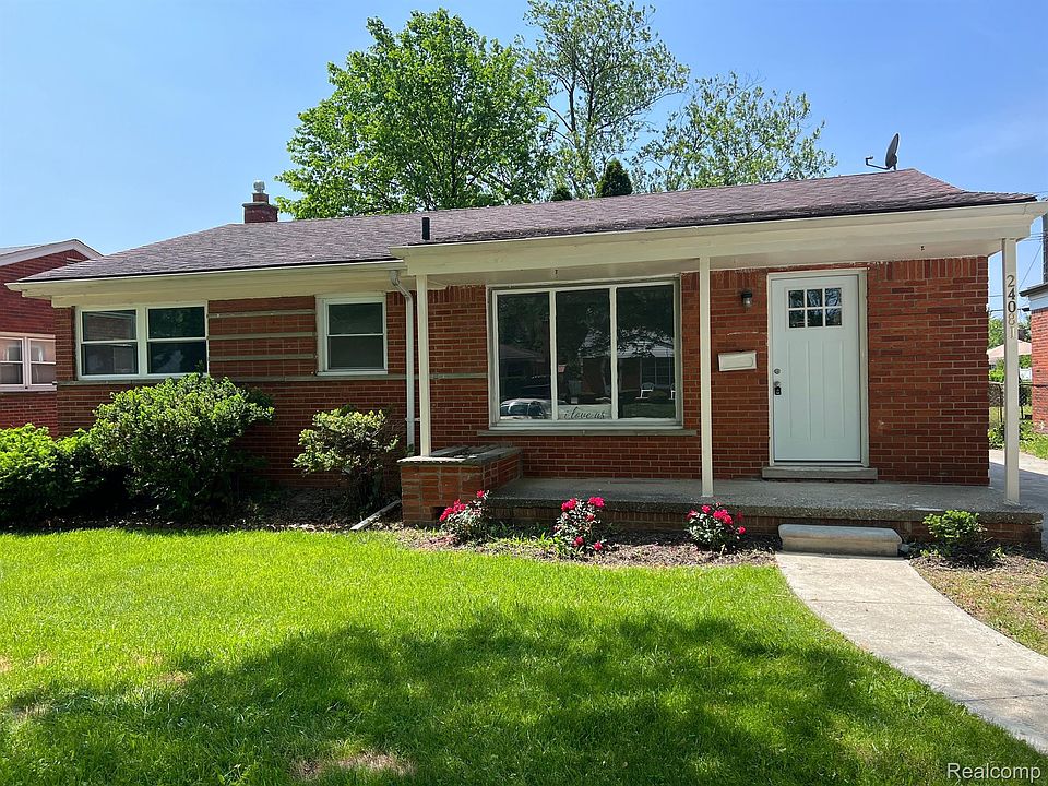 1st image of 24081 Geneva St