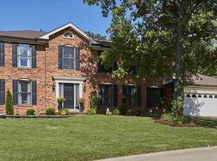 5327 Southview Hills Ct, Saint Louis, MO 63129