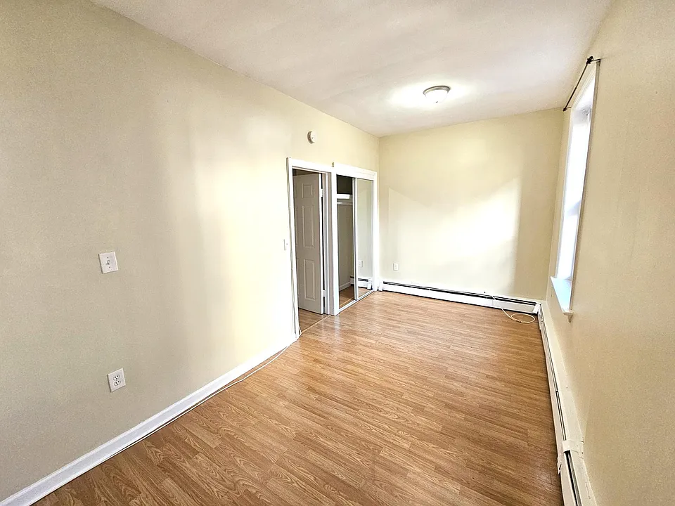 998 Broadway #1