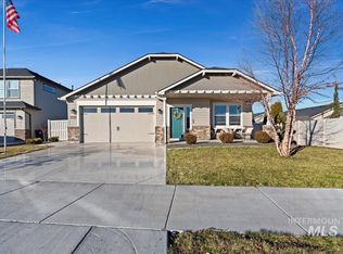 6050 W Quintale Dr, Meridian, ID 83646