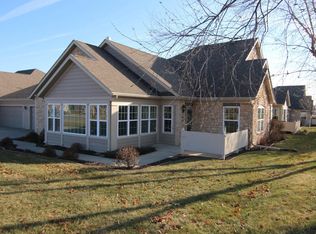 875 Grove St, Sun Prairie, WI 53590
