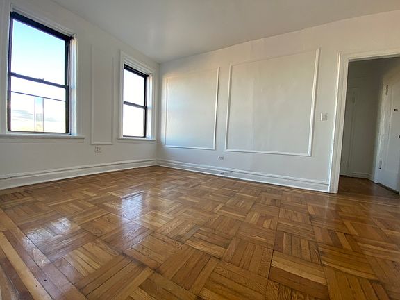 3rd image of 731 W 183rd St APT 5J