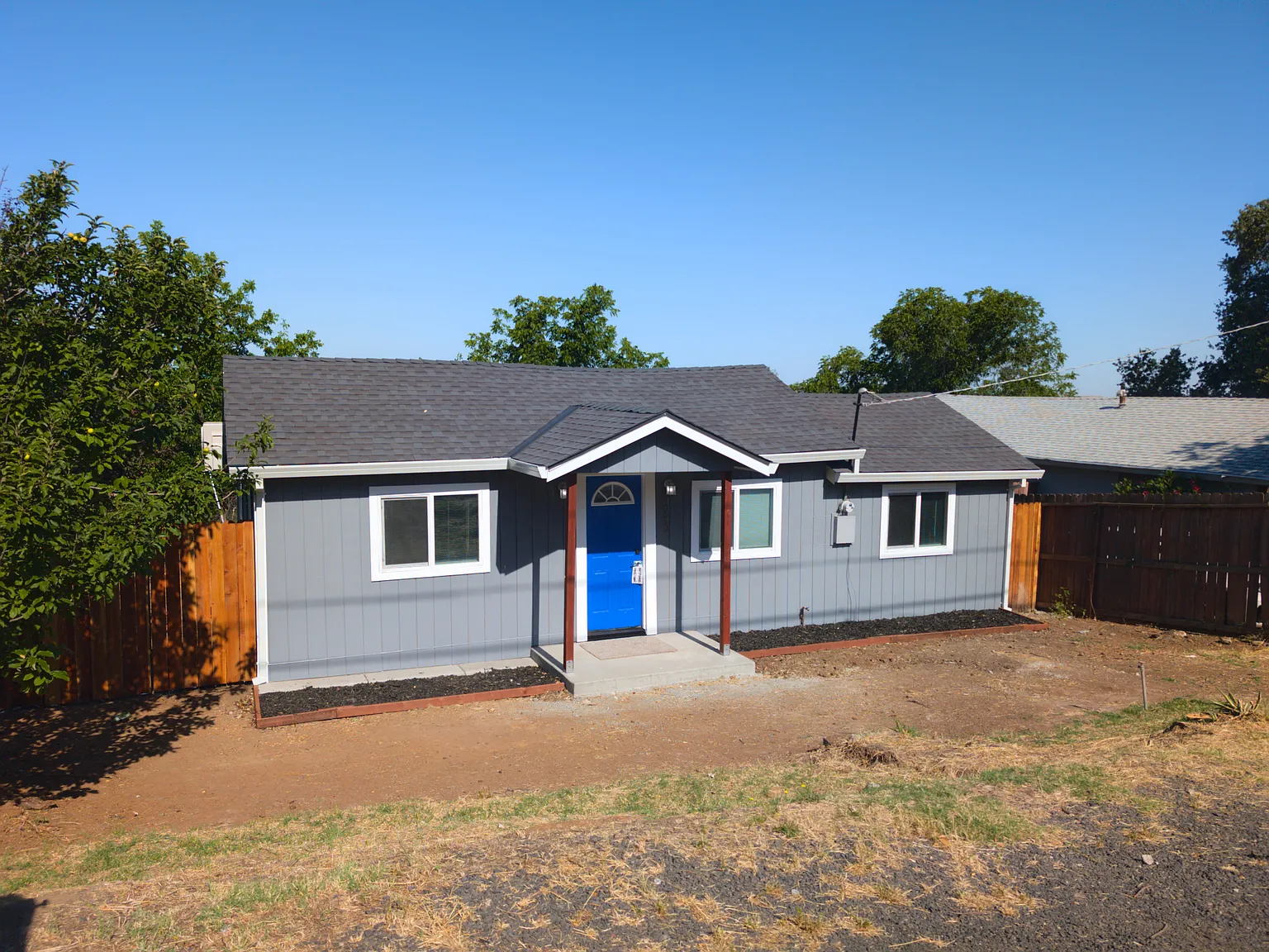 3 bed, 972 sqft, $1,750 — Photo 1