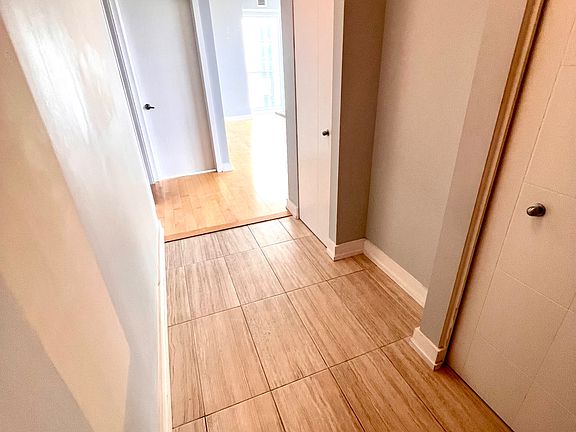 5th image of 40 Nepean St #2001