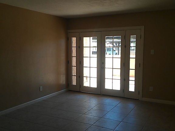 5th image of 3313 N 68th St Unit 113E