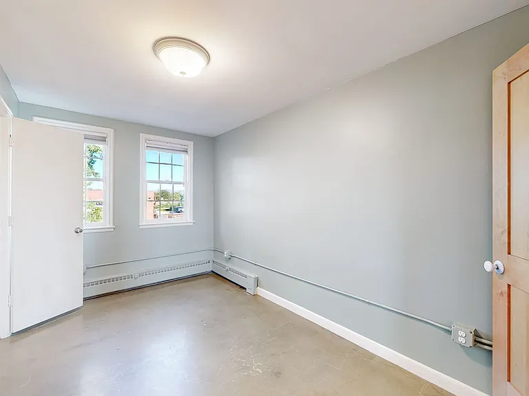 1301 W Dakota Ave #4 — Photo 12