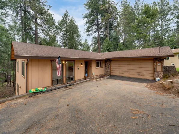 5531 Begonia Dr, Pollock Pines, CA 95726