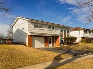 17012 Elm Dr, Hazel Crest, IL 60429