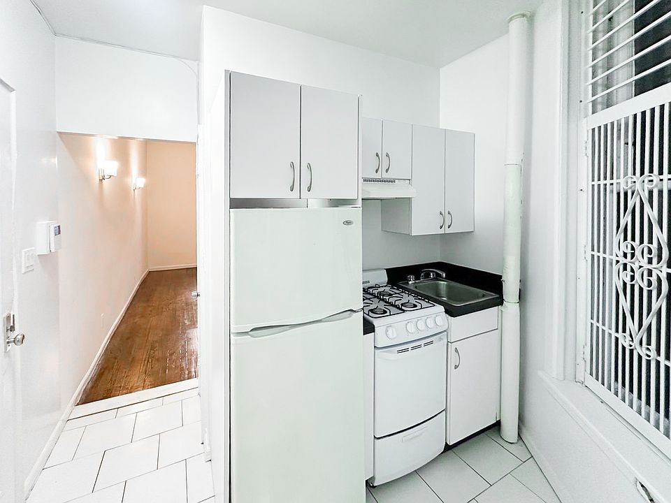 2nd image of 228 E 89th St APT A