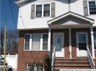47 Gloria Ct, Staten Island, NY 10302