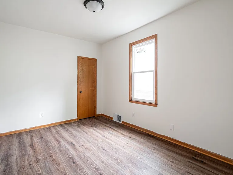 3345 N Richards St — Photo 23